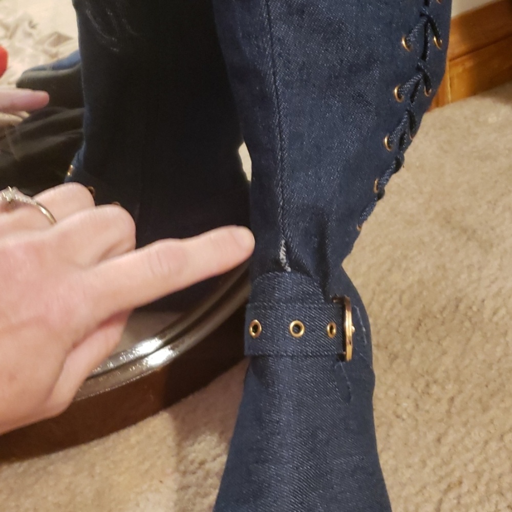 shoes - Picture 7 of 7